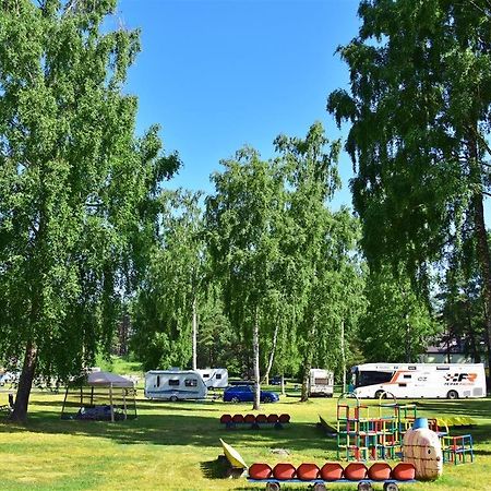 Camping Vaivari Jurmala Hotel ภายนอก รูปภาพ