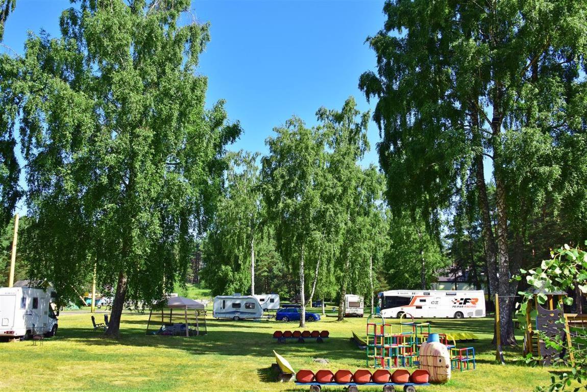 Camping Vaivari Jurmala Hotel ภายนอก รูปภาพ