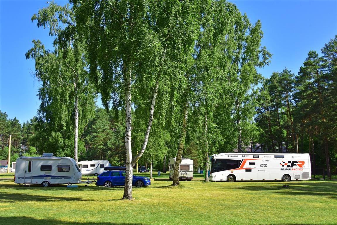 Camping Vaivari Jurmala Hotel ภายนอก รูปภาพ